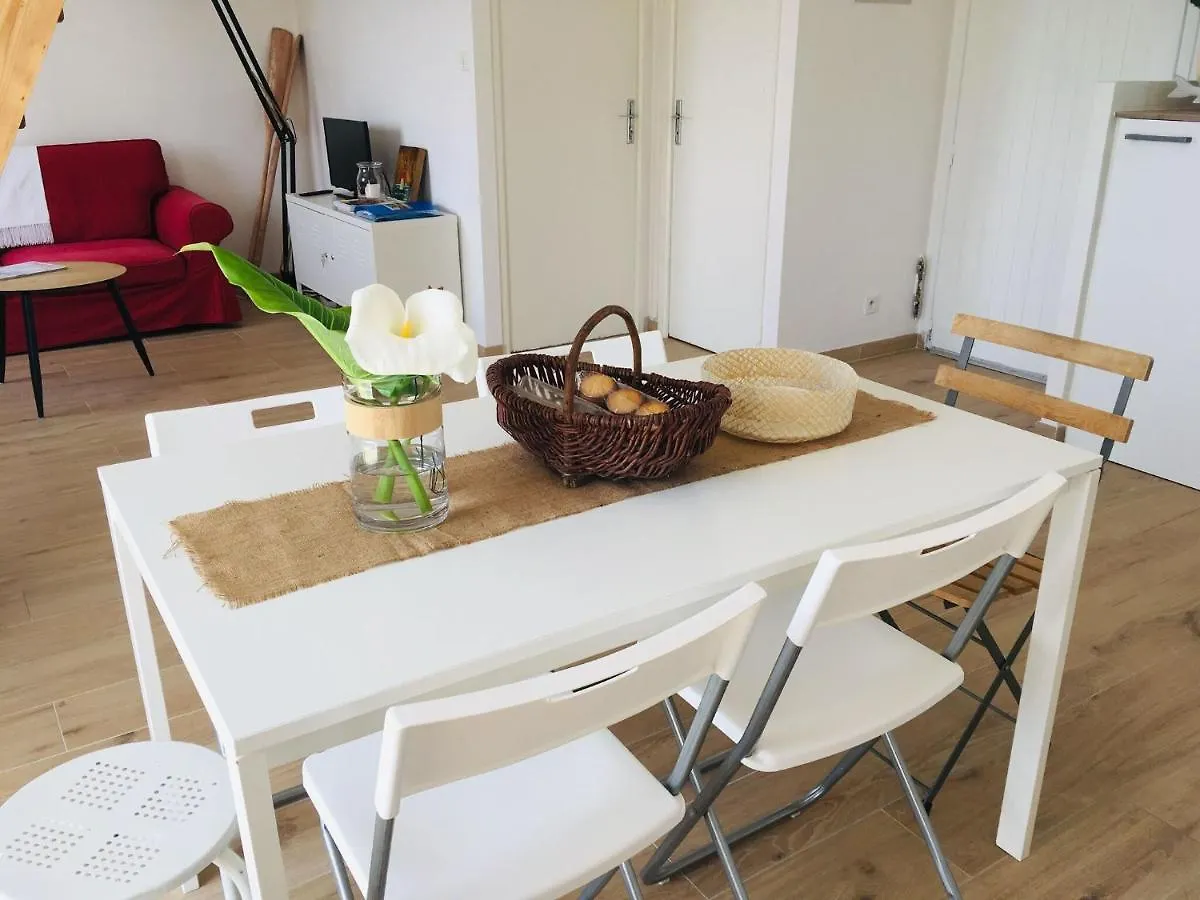 Holiday Home With Sea Views, Roscanvel