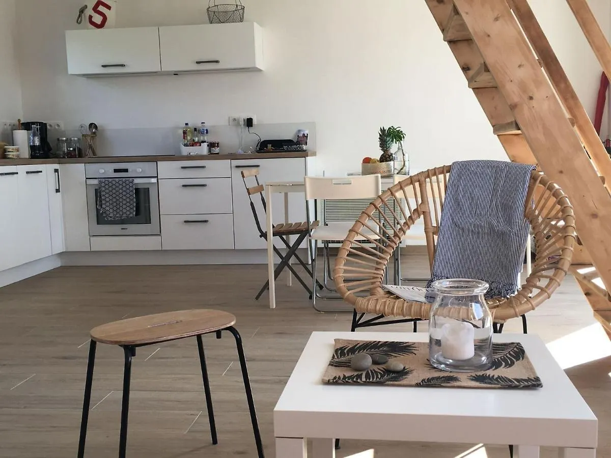Holiday Home With Sea Views, Roscanvel France