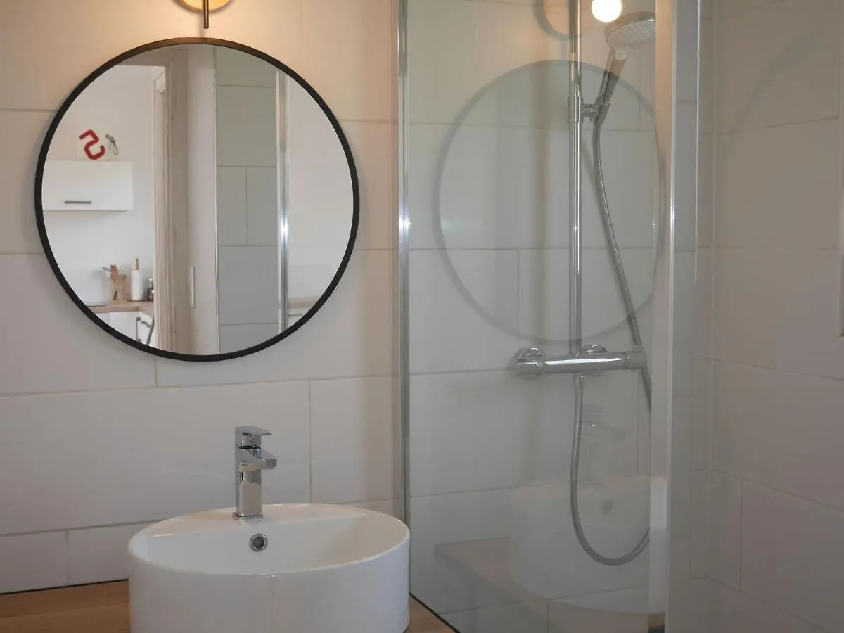 Holiday Home With Sea Views, Roscanvel